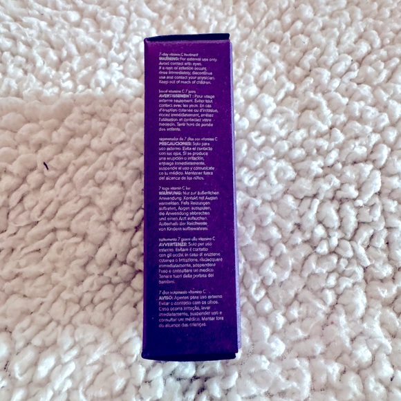 Younique 7 day vitamin C treatment - Picture 4 of 6